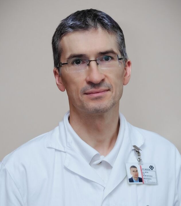 Doctor Endocrinologist Šimon Novotny
